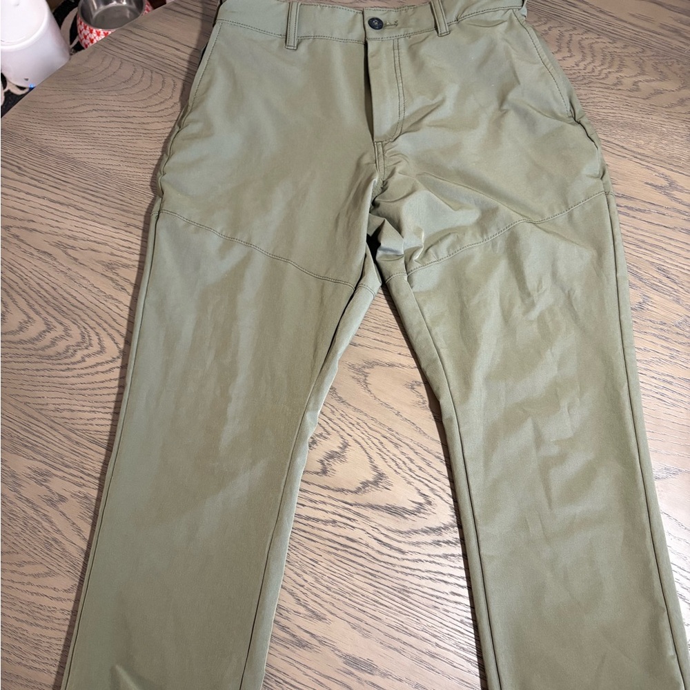 Fishing pants green by Magellan